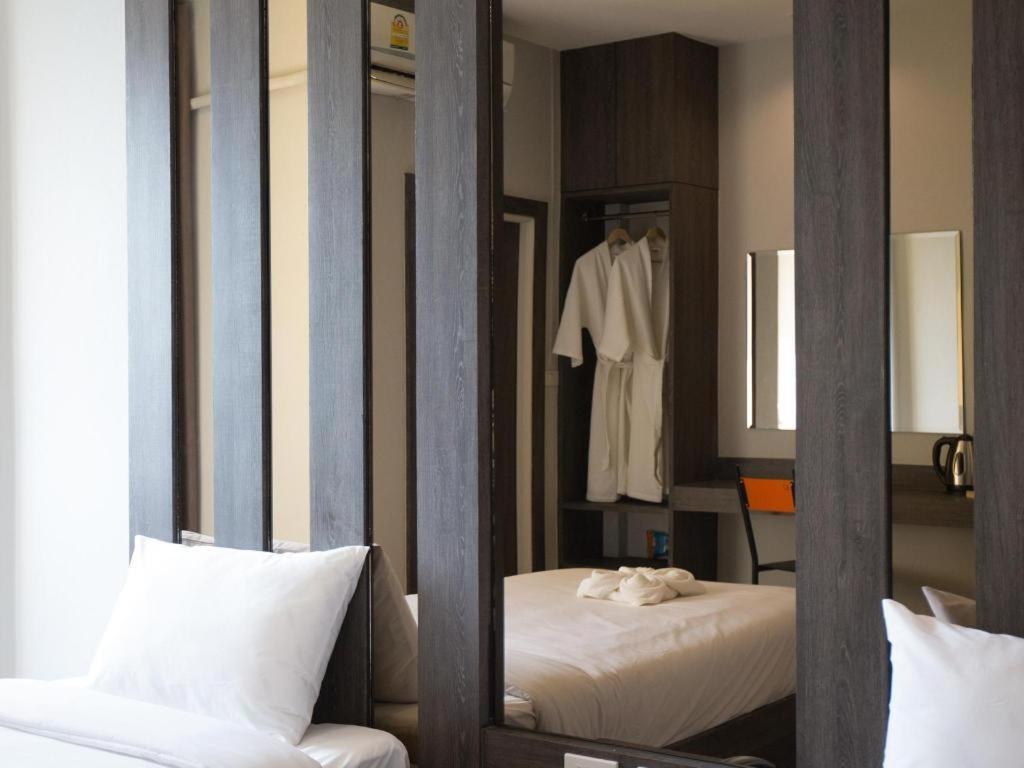 B2 Buriram Boutique And Budget Hotel Экстерьер фото