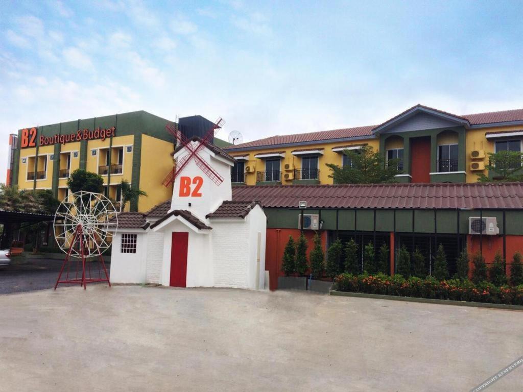 B2 Buriram Boutique And Budget Hotel Экстерьер фото
